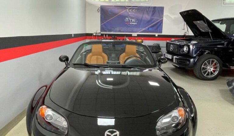 mazda x5